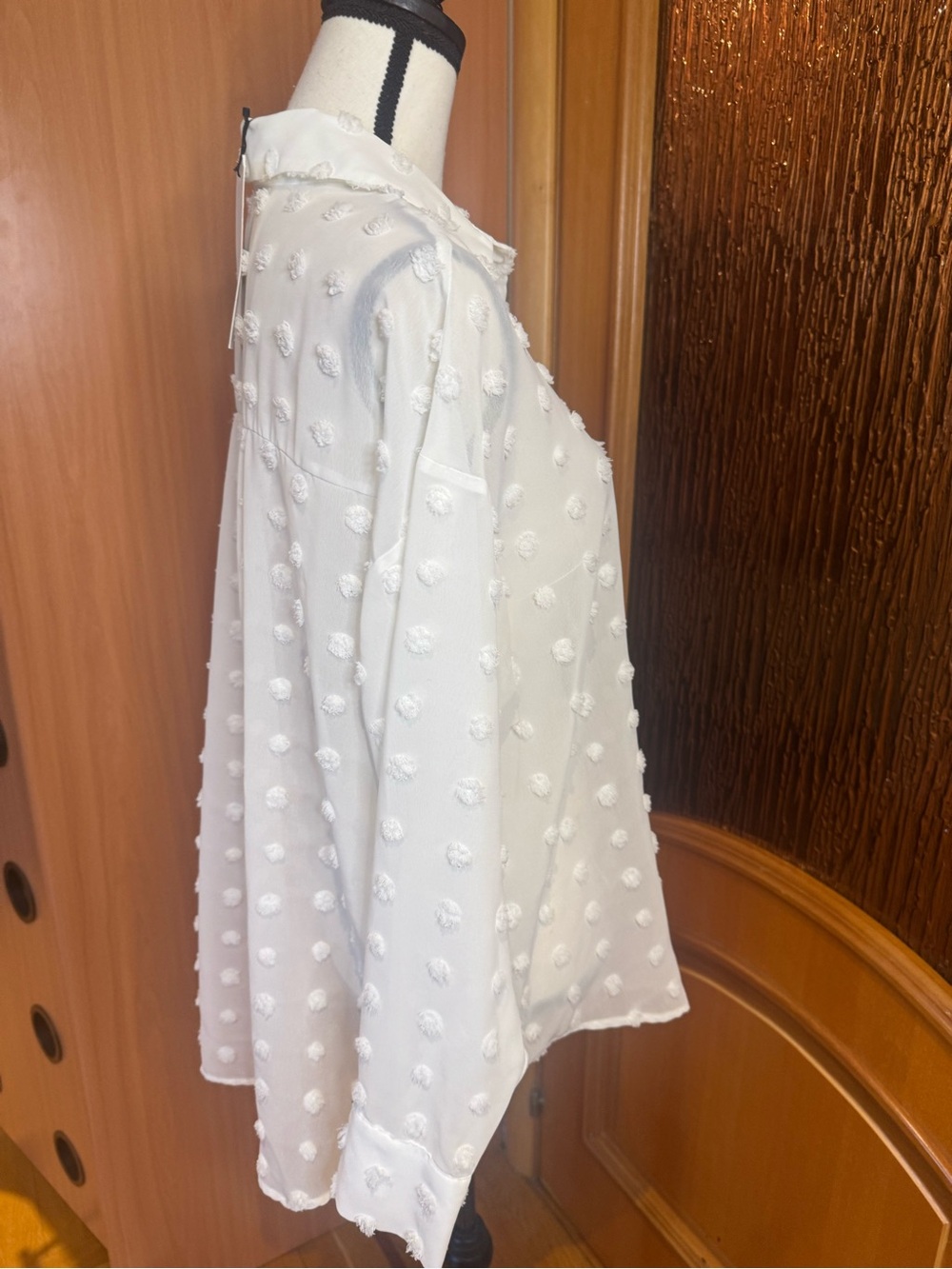 Zara White Textured Dot Button-Up Blouse - Picture 10 of 16